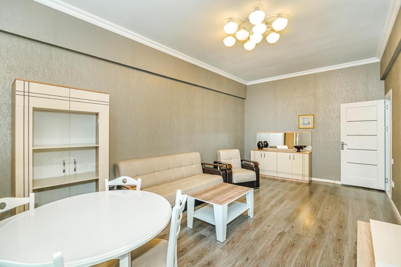 Luxury 2 Room Apartment In The Center Baku Exterior foto